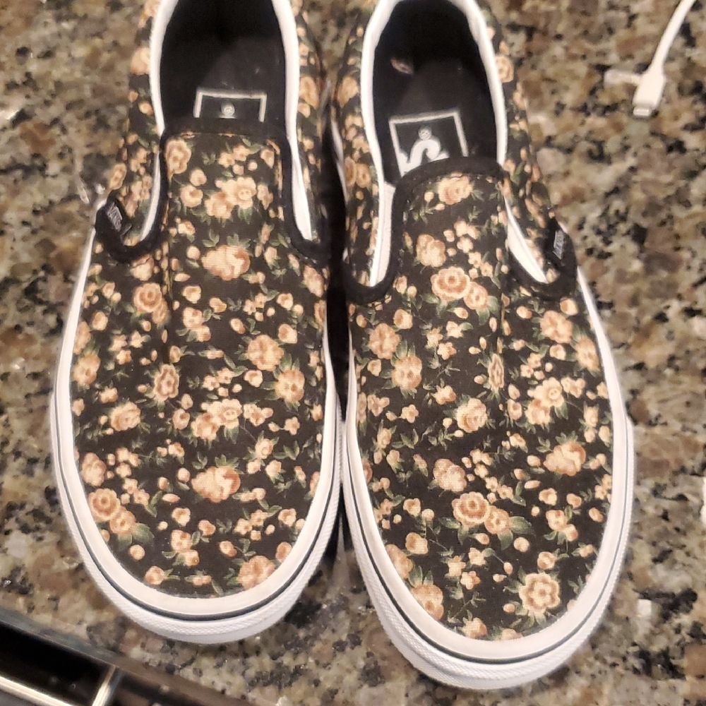 Like New Vans Black and Cream Sneakers with Canvas Upper